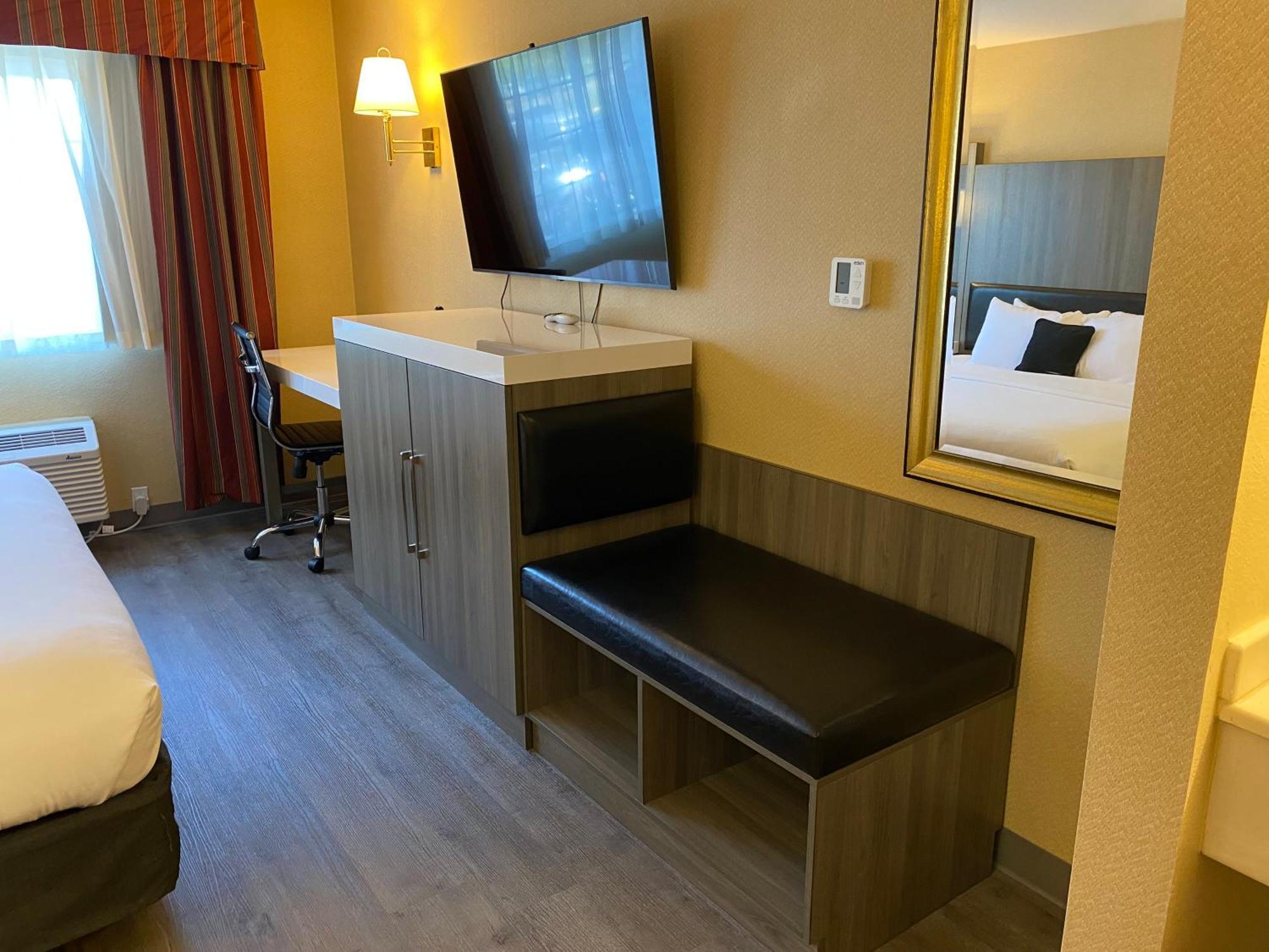 Quality Inn Port Orchard Exteriör bild